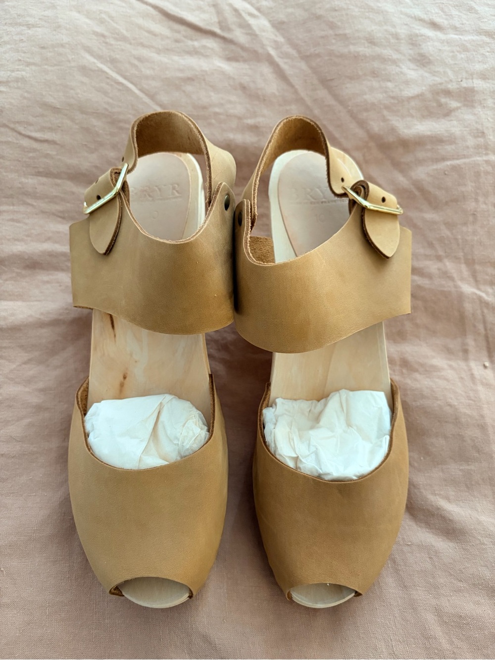 Bryr Spanish Peep-toe Clog